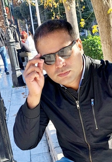 La mia foto - Adil, 34 di Atene (@adil5285)