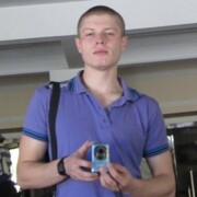 Александр, 32, Удомля