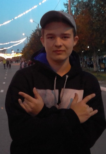 Моя фотография - Андрей, 23 из Ноябрьск (@andrey534195)