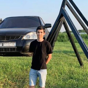 Павел, 18, Выселки