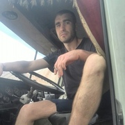 Олег, 34, Губаха
