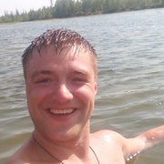 Илья, 35, Усинск