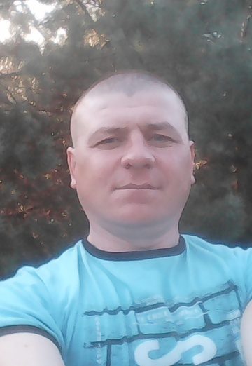 Моя фотография - Володя Ковальчук, 42 из Дубно (@volodyakovalchuk)