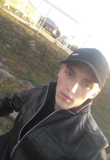 Моя фотография - Дмитрий, 25 из Иланский (@dmitriy383156)