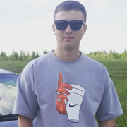 Артём, 23, Кольчугино