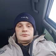 Александр, 33, Березовский