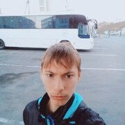Антон, 27, Кулунда