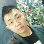Виталий, 32, Новоорск