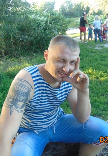 Моя фотография - Виктор, 35 из Балашов (@viktor209439)