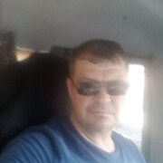 Максим, 48, Невельск