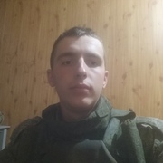 Александр, 21, Ленинградская