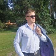 Жека 24 года (Рак) хочет познакомиться в Бобровице