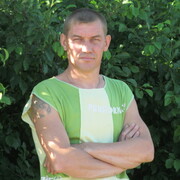 алексей, 46, Калининск