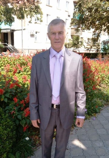Моя фотография - Николай, 70 из Тирасполь (@nikolay162402)