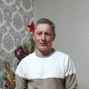Дима, 44, Приютово