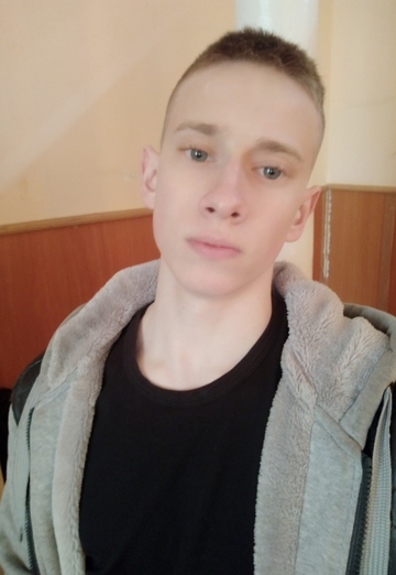 Моя фотография - Владислав, 22 из Кропивницкий (@vladislav40068)