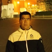 Вахоб ?одиров, 42, Ожерелье
