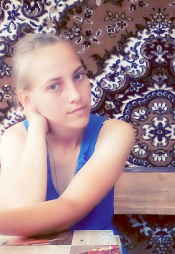 Моя фотография - Карина, 19 из Кропоткин (@karina40413)