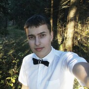 Владимир, 24, Уни