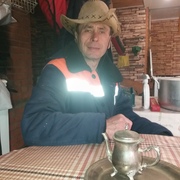 Равиль, 56, Сенгилей