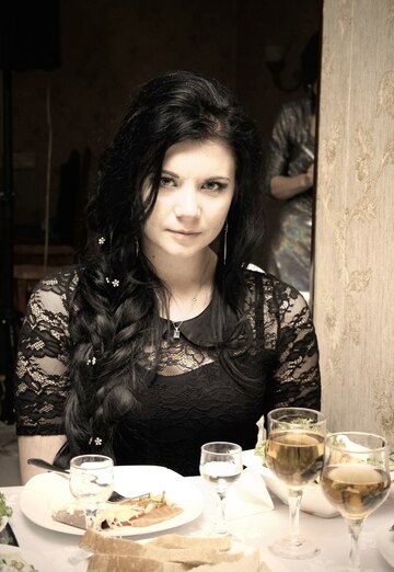 Mi foto- Elina, 31 de Kostanái (@e3026bkru)