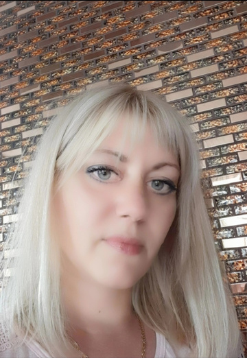 La mia foto - Elena, 42 di Trëchgornyj (@elena286587)