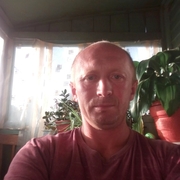 Алексей, 40, Калининск
