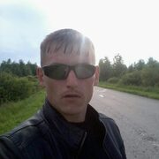 Виктор, 27, Петухово