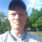 Олег, 44, Слободской