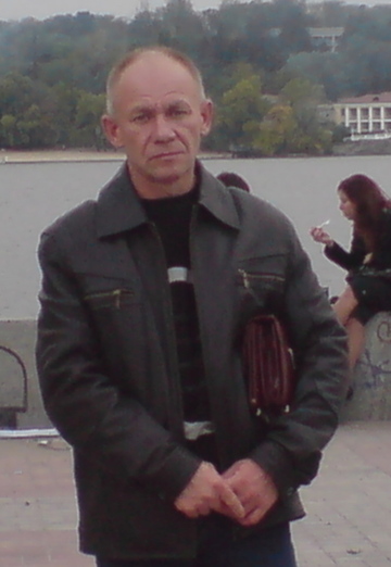 Моя фотография - Виктор, 59 из Шостка (@viktorbichenko)