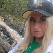 Марина, 30, Санкт-Петербург