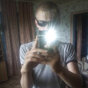 виктор, 26, Тогул