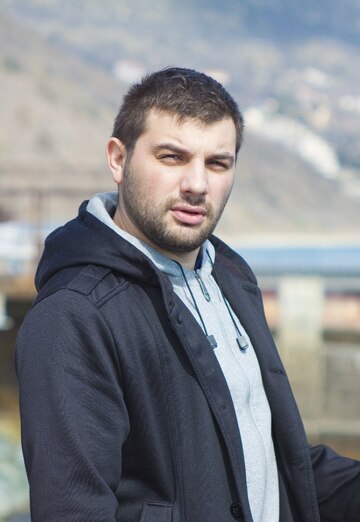 Моя фотография - Альберт, 36 из Ялта (@albert11557)