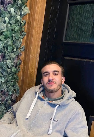 Tarek (@tarek412) — my photo № 1