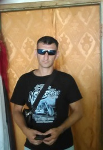 Моя фотография - Михаил, 40 из Семикаракорск (@mihail126622)