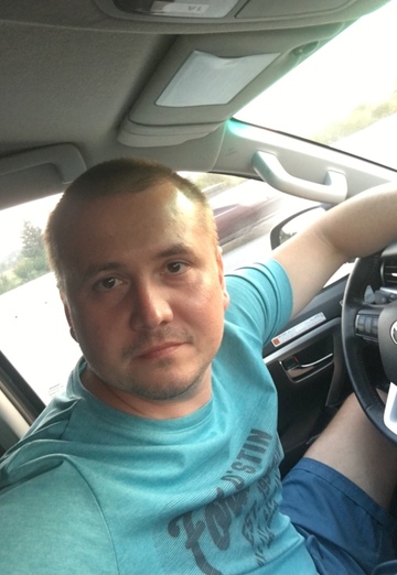 Моя фотография - Юрий, 39 из Екатеринбург (@uriy183052)