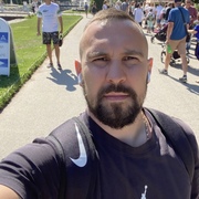 Максим, 32, Москва
