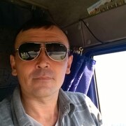 Николай, 45, Буинск