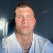 Максим, 24, Южно-Курильск