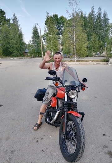 Mein Foto - Sergey, 36 aus Kamensk-Uralski (@sergey1023317)