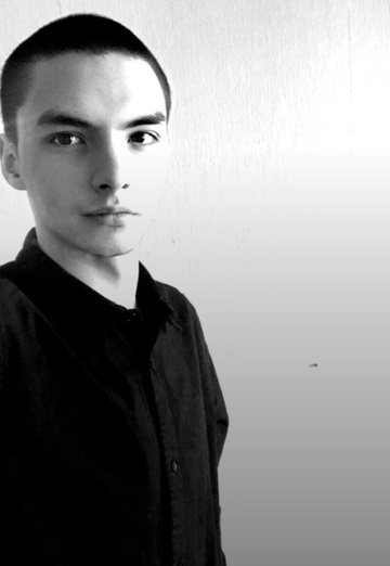 Моя фотография - Андрей, 21 из Екатеринбург (@andrey825181)