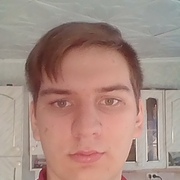 Виталий, 24, Ровеньки