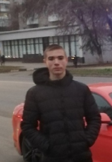 Моя фотография - Андрей, 19 из Саратов (@andrey725405)