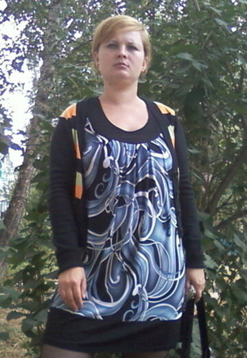 La mia foto - Alyona, 41 di Shumerlya (@alena5599682)