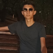 Влад, 19, Объячево