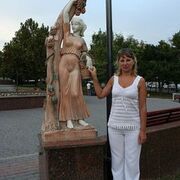 Елена, 47, Новохоперск
