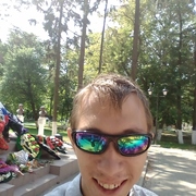 Владимир, 22, Бобров