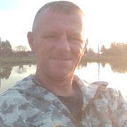 Александр, 40, Тамбовка