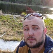 Александр, 37, Дубки
