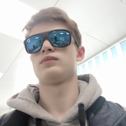 Денис 18 лет (Скорпион) хочет познакомиться в Омске